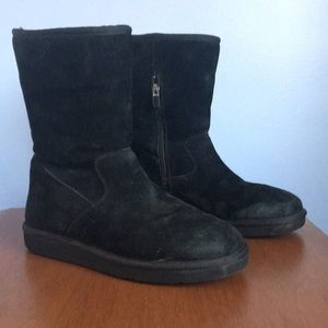 Pierce Black Ugg Boots